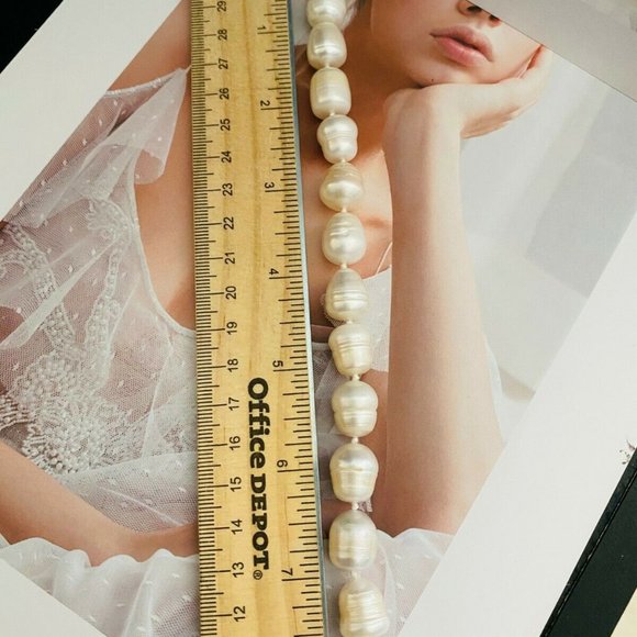 LeLe Sadoughi Baroque Freshwater Pearl Bracelet - Picture 7 of 10